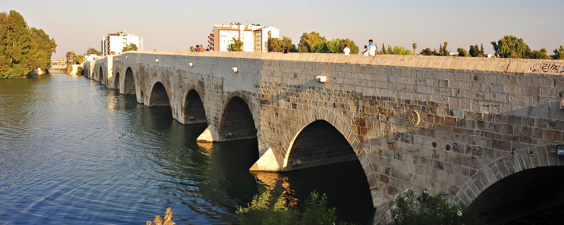 Modern ve Sade Tasarımlar